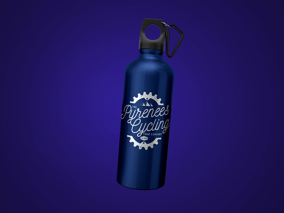 An example of high end logo design visualised on a water bottle